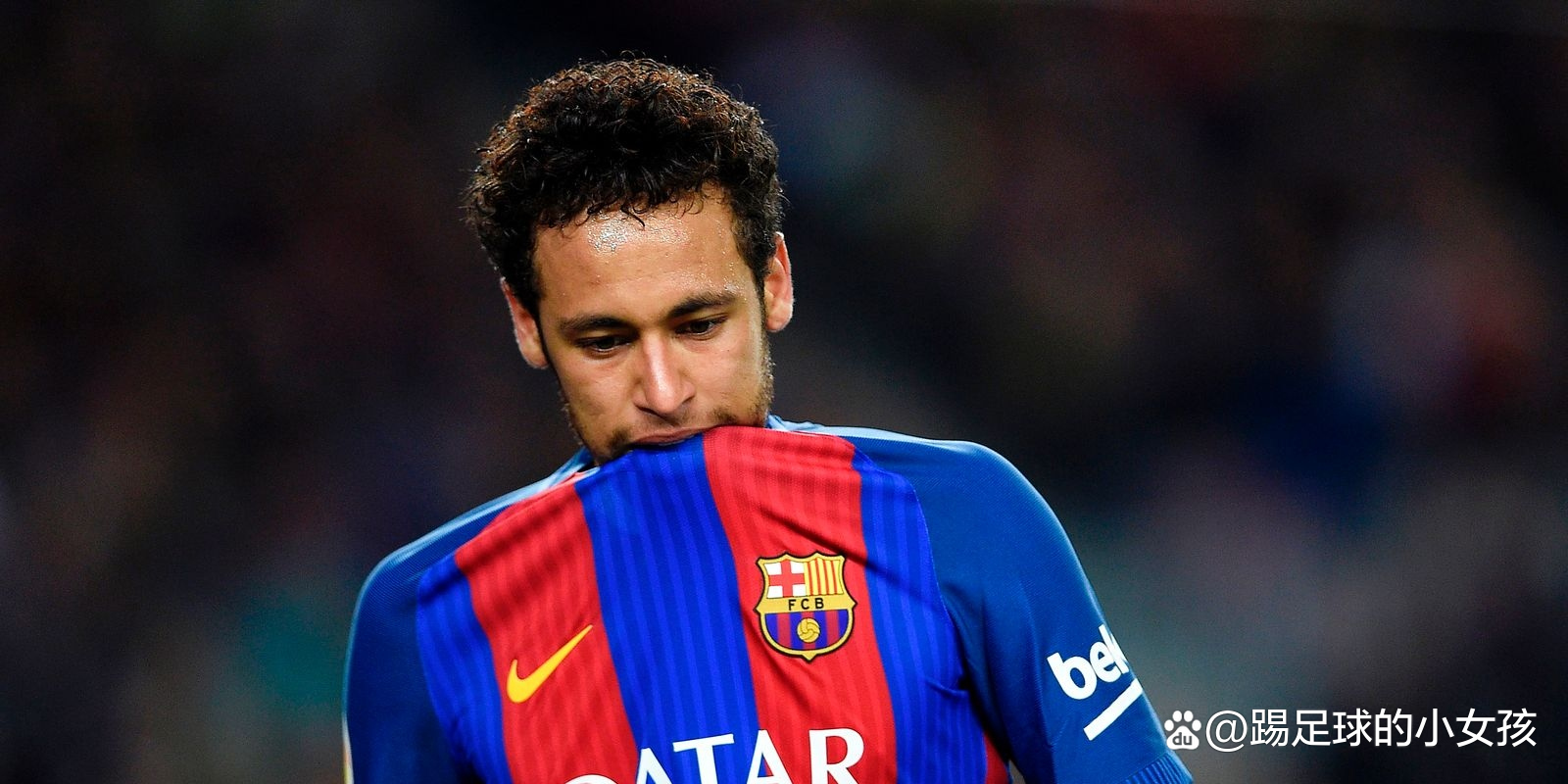 包含巴萨后防大将复出，全队实力再添砝码的词条