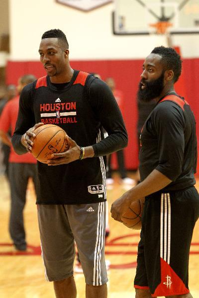 小牛队遗憾失利,需全队团结一致备战季后赛的简单介绍 小牛队遗憾失利,需全队团结一致备战季后赛的简单介绍